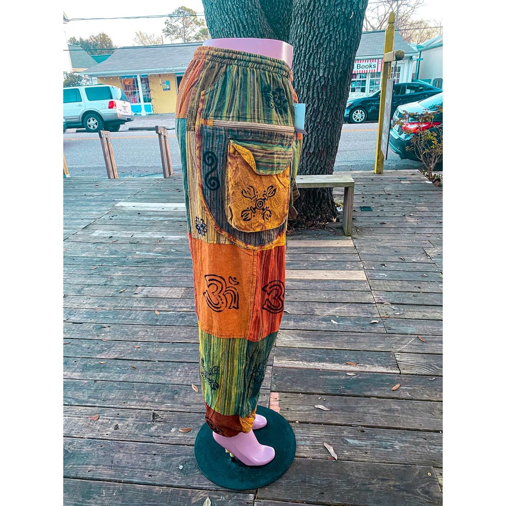Beautiful boho hippie patchwork pants - Picture 4 of 10